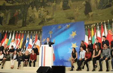 Photo Emmanuel MACRON Sorbonne.png